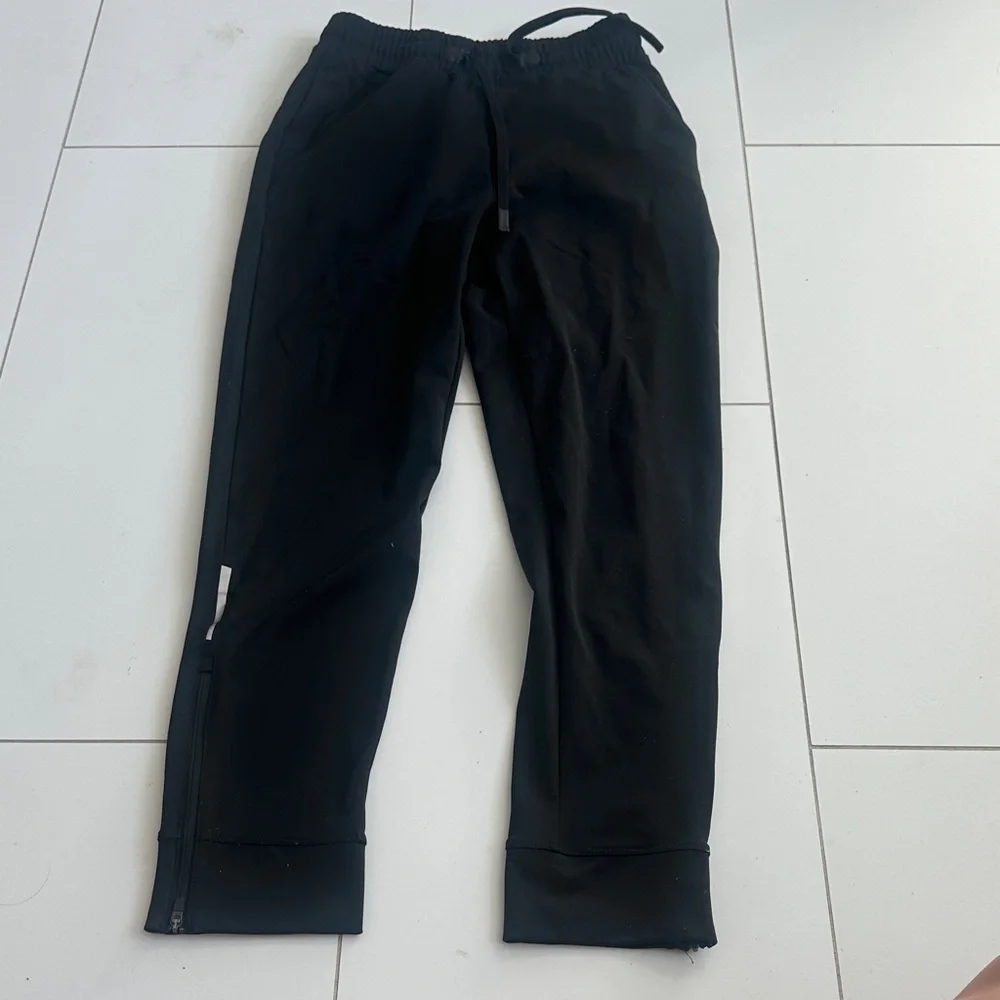 Sherwood boys Black Jogger Pants Junior Medium